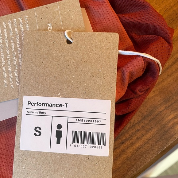 On Running performance T - Picture 2 of 2